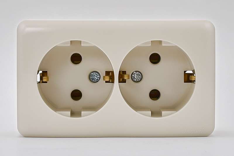 images/stories/virtuemart/product/ctlg_rsz/lezard/536594